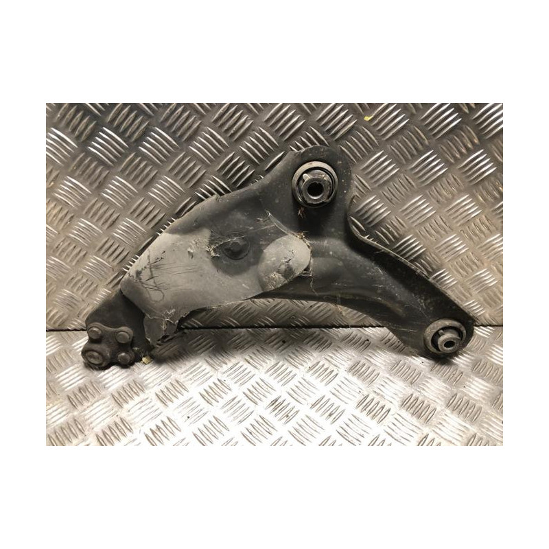 Triangle avant droit RENAULT ESPACE 4 PHASE 1 d’occasion