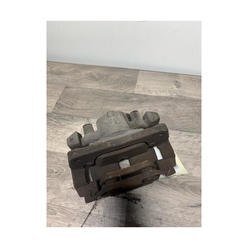 Etrier avant droit (freinage) PEUGEOT RIFTER PHASE 1 d’occasion