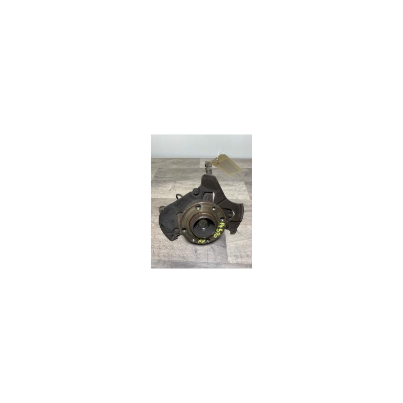 Moyeu avant gauche FIAT PANDA 2 PHASE 2 d’occasion