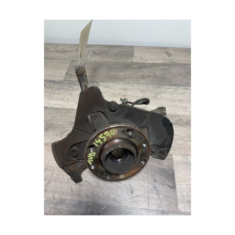 Moyeu avant droit FIAT PANDA 2 PHASE 2 d’occasion