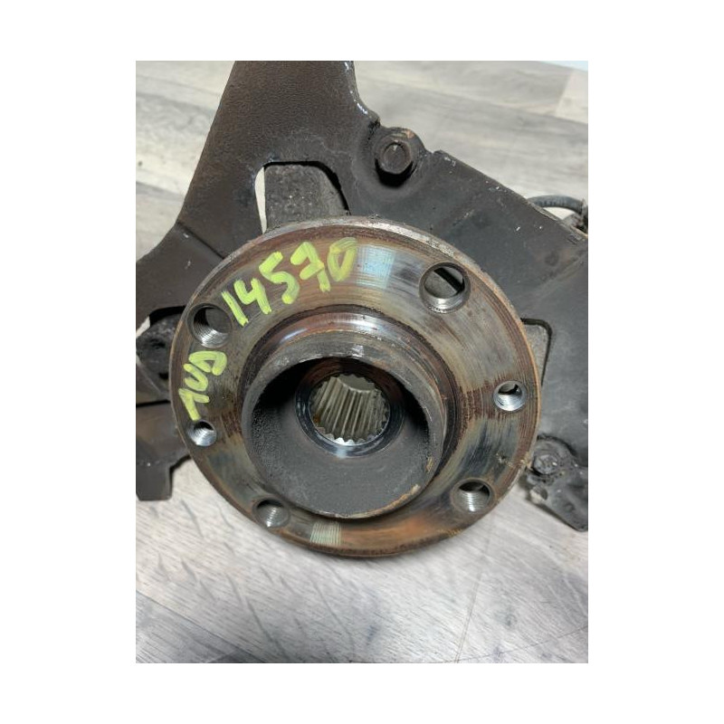 Moyeu avant droit FIAT PANDA 2 PHASE 2 d’occasion