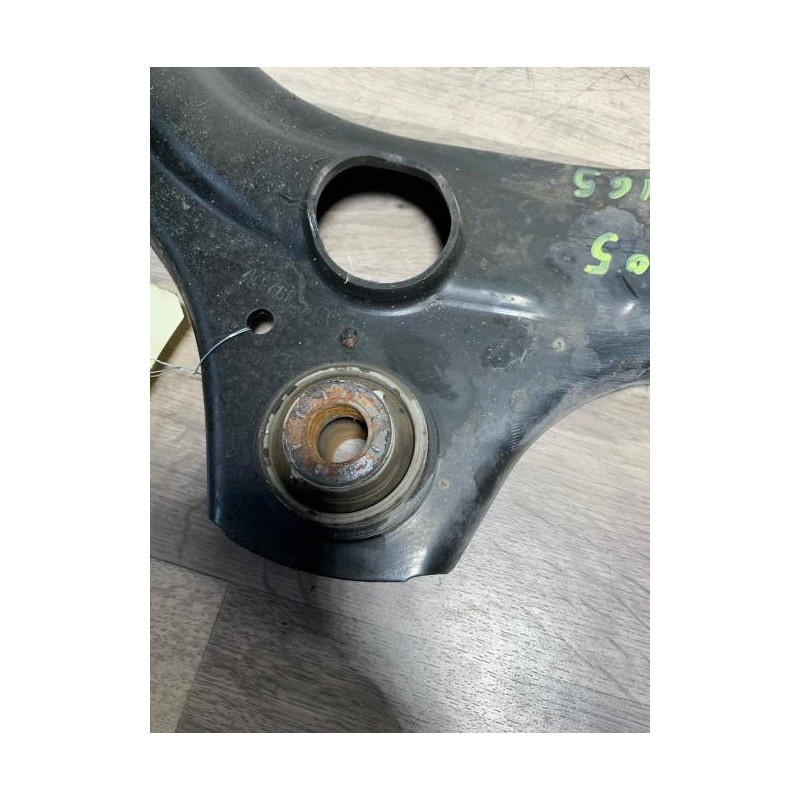 Triangle avant droit RENAULT CLIO 5 PHASE 1 d’occasion