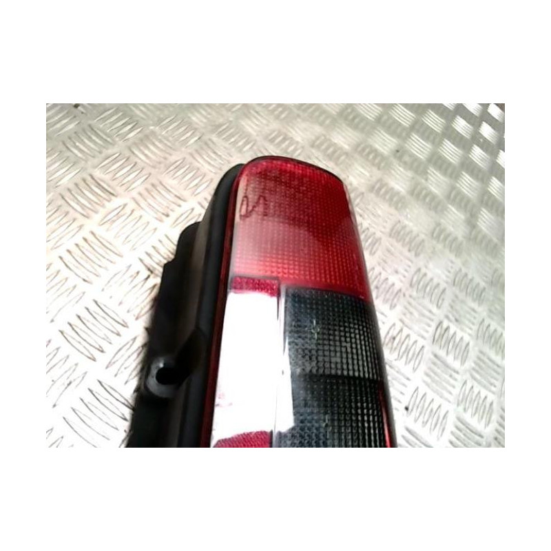 Feu arriere principal droit (feux) CITROEN BERLINGO 1 PHASE 2 d’occasion