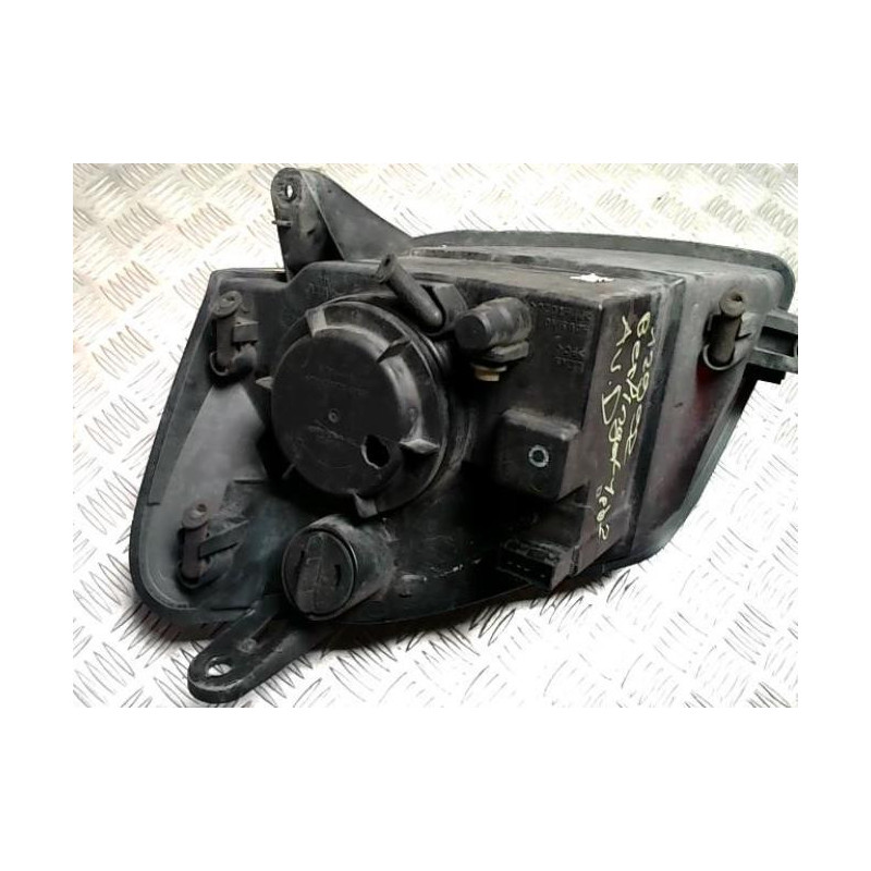 Optique avant principal droit (feux)(phare) CITROEN BERLINGO 1 PHASE 2 d’occasion