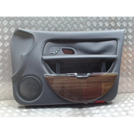 Panneau de porte avant droit CITROEN C6 d’occasion
