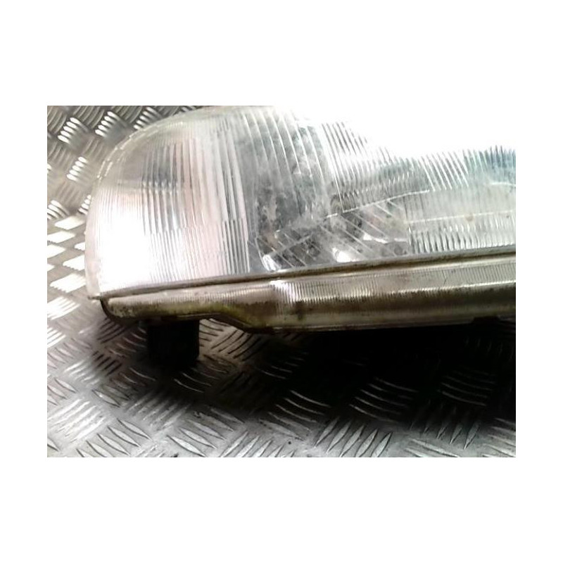 Optique avant principal droit (feux)(phare) PEUGEOT 106 PHASE 2 d’occasion