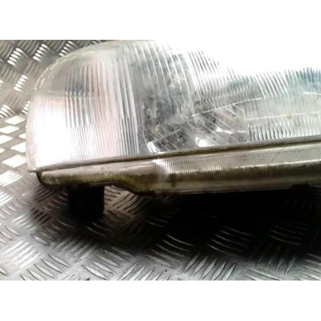 Optique avant principal droit (feux)(phare) PEUGEOT 106 PHASE 2 d’occasion