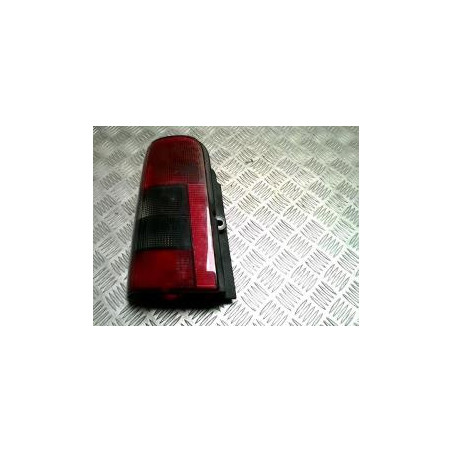 Feu arriere principal gauche (feux) CITROEN BERLINGO 1 PHASE 2 d’occasion