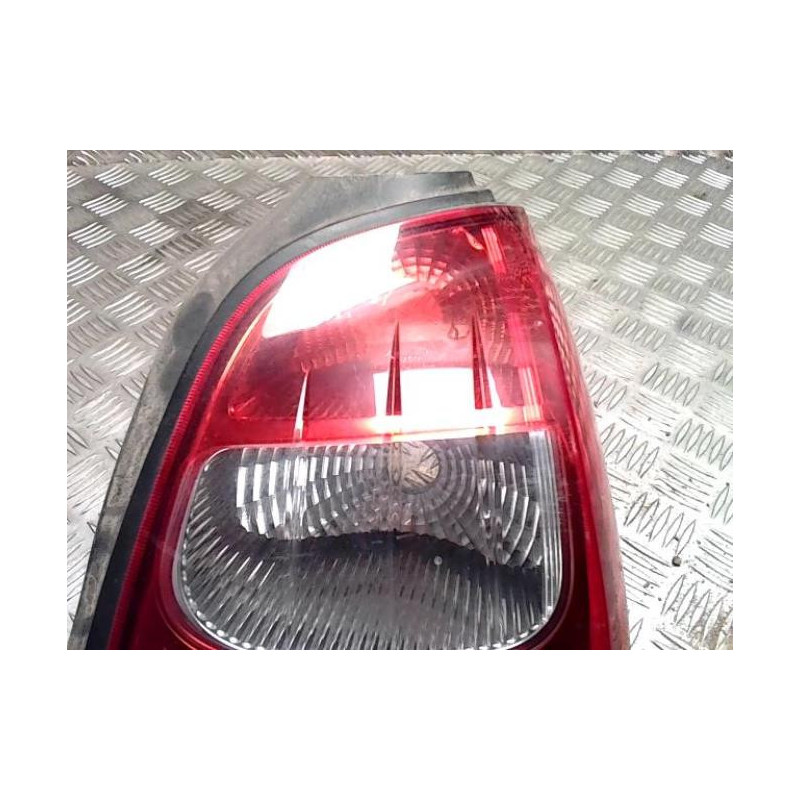 Feu arriere principal droit (feux) RENAULT TWINGO 2 PHASE 1 d’occasion