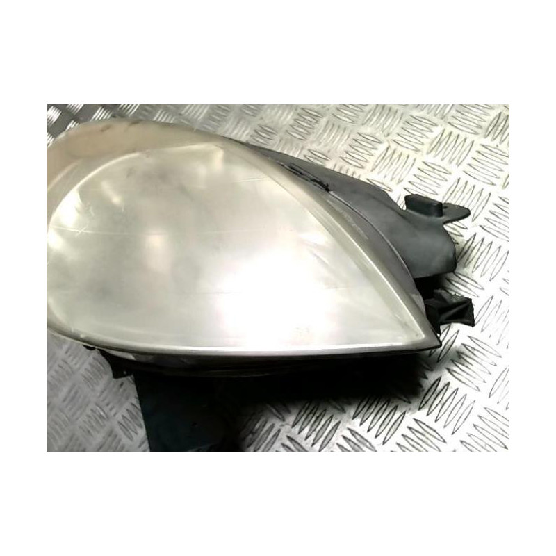 Optique avant principal droit (feux)(phare) CITROEN XSARA PICASSO PHASE 2 d’occasion