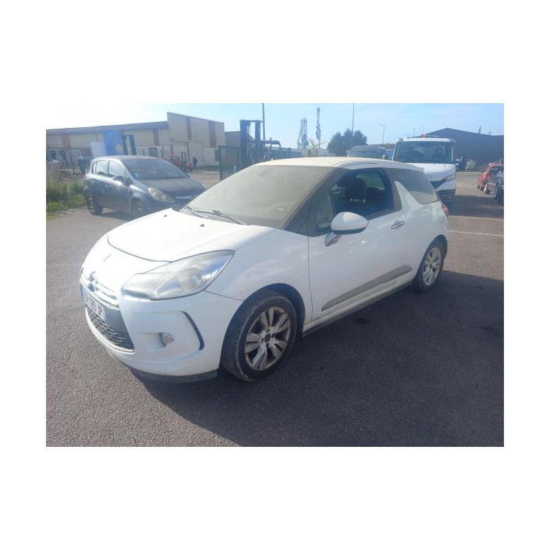 Porte avant droit CITROEN DS3 PHASE 1 d’occasion