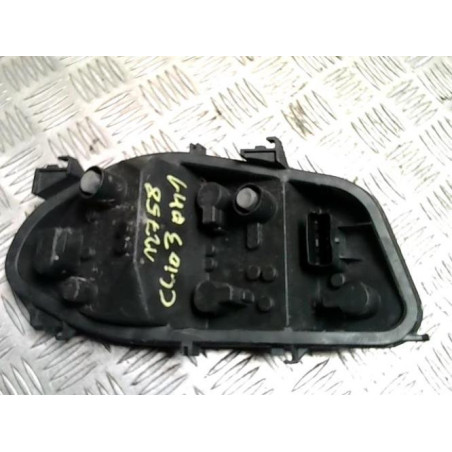 Platine feu arriere gauche RENAULT CLIO 3 PHASE 1 d’occasion