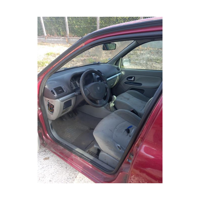 Pare choc avant RENAULT CLIO 2 PHASE 2 d’occasion