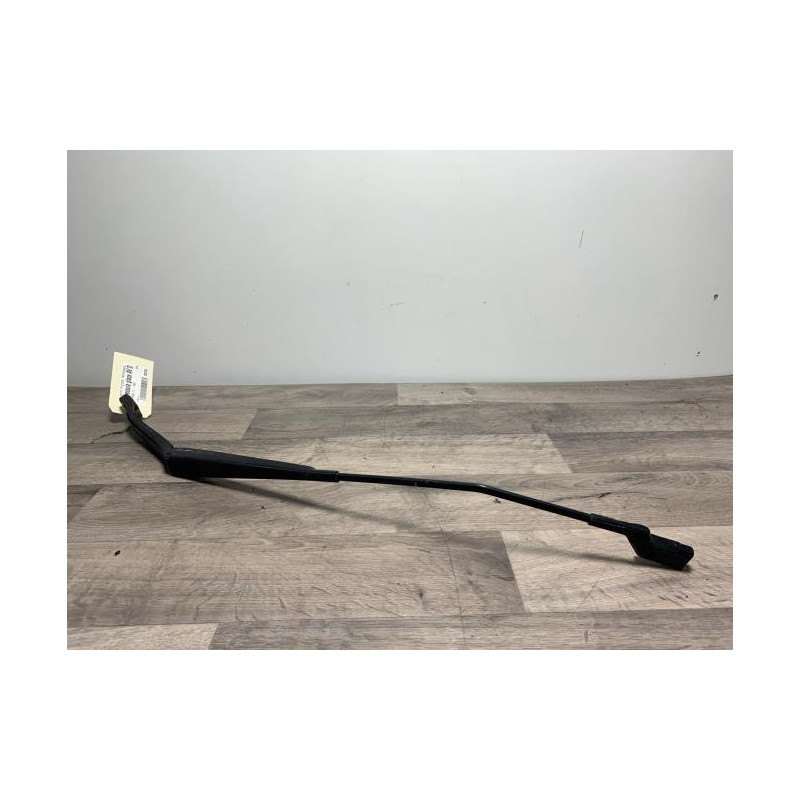 Bras essuie glace avant droit FIAT 500X PHASE 2 d’occasion