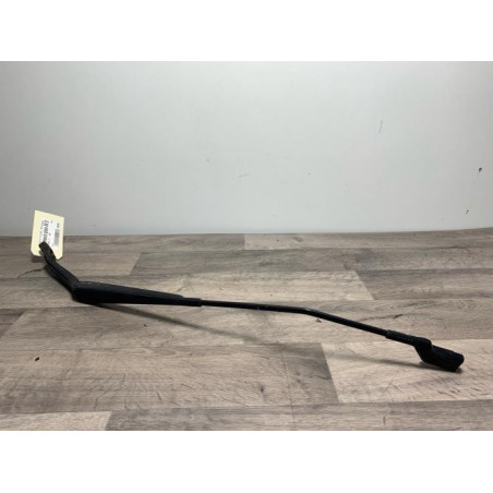 Bras essuie glace avant droit FIAT 500X PHASE 2 d’occasion