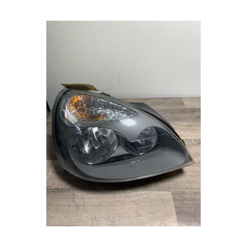 Optique avant principal droit (feux)(phare) RENAULT CLIO 2 PHASE 2 d’occasion