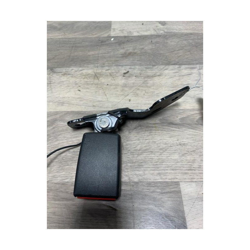 Attache ceinture arriere centrale FIAT 500X PHASE 2 d’occasion