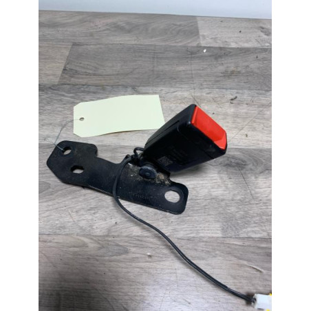 Attache ceinture arriere droit FIAT 500X PHASE 2 d’occasion