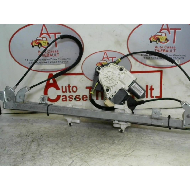 Leve vitre electrique avant droit PEUGEOT 807 PHASE 1 d’occasion