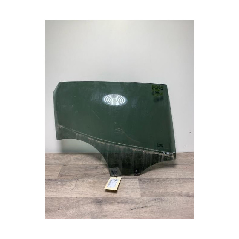 Vitre arriere droit RENAULT CLIO 5 PHASE 1 d’occasion
