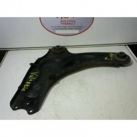 Triangle inferieur avant gauche RENAULT VELSATIS PHASE 1 d’occasion