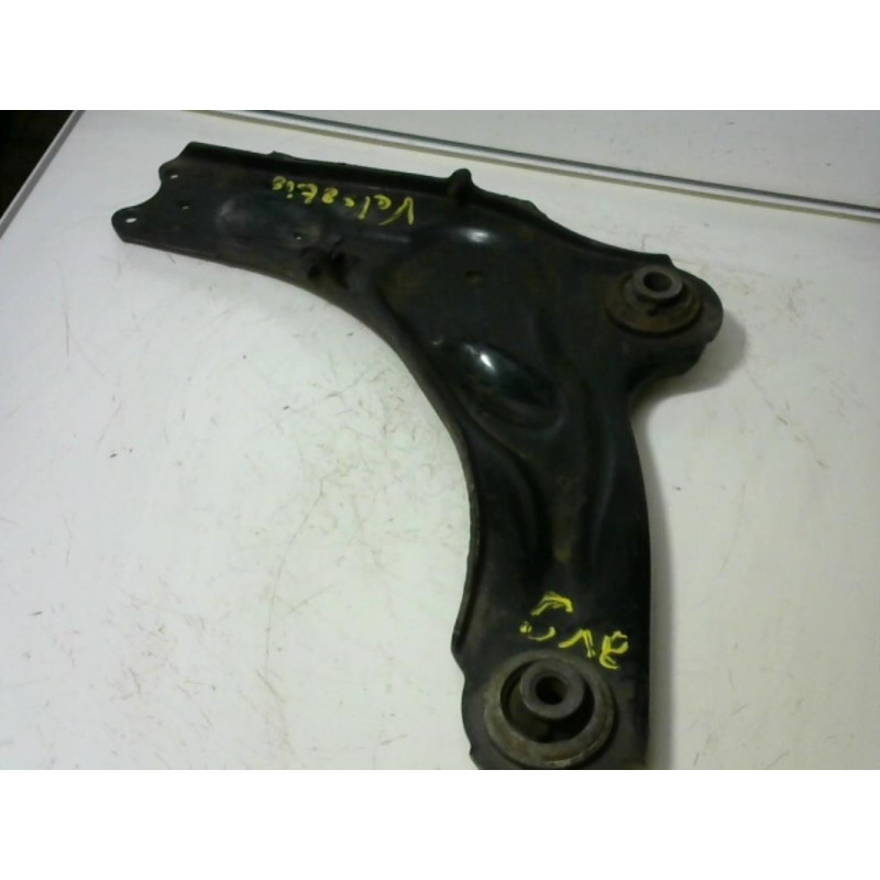 Triangle inferieur avant gauche RENAULT VELSATIS PHASE 1 d’occasion