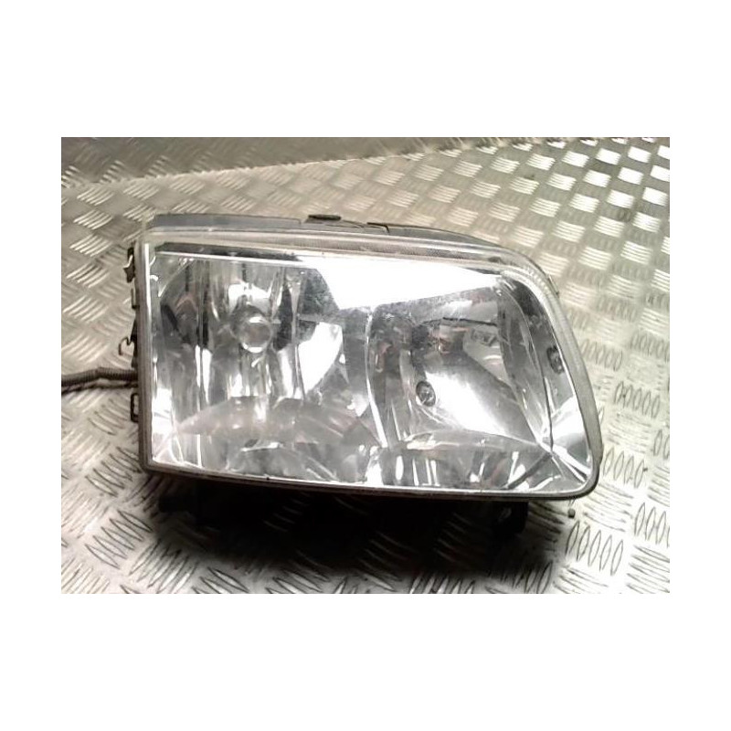 Optique avant principal droit (feux)(phare) VOLKSWAGEN POLO 3 PHASE 2 d’occasion