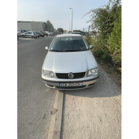 Optique avant principal droit (feux)(phare) VOLKSWAGEN POLO 3 PHASE 2 d’occasion