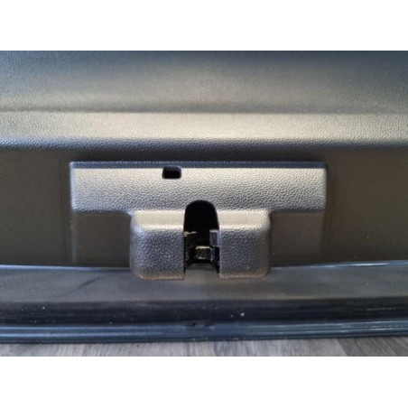 Malle/Hayon arriere RENAULT CLIO 5 PHASE 1 d’occasion