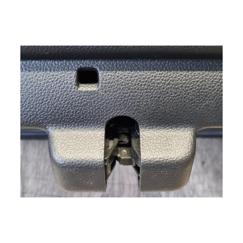 Malle/Hayon arriere RENAULT CLIO 5 PHASE 1 d’occasion