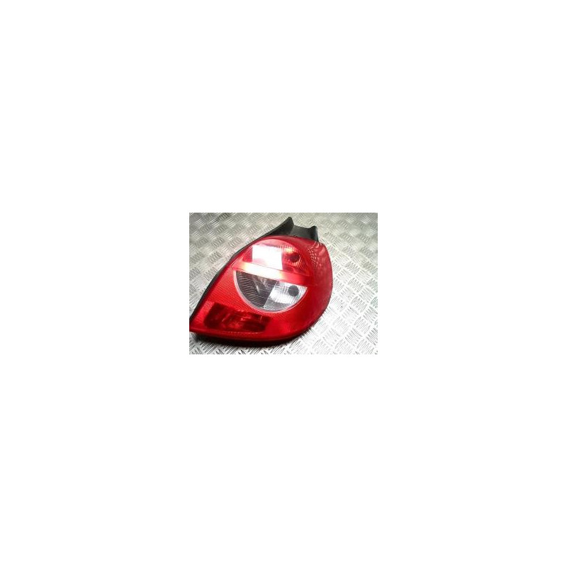 Feu arriere principal droit (feux) RENAULT CLIO 3 PHASE 1 d’occasion