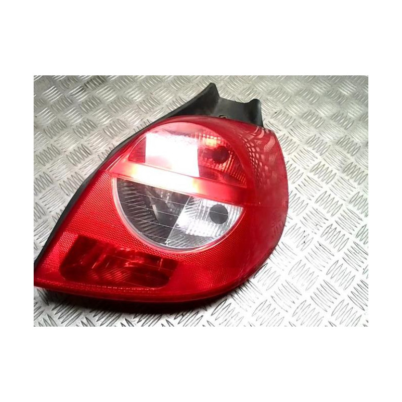 Feu arriere principal droit (feux) RENAULT CLIO 3 PHASE 1 d’occasion