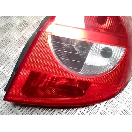 Feu arriere principal droit (feux) RENAULT CLIO 3 PHASE 1 d’occasion