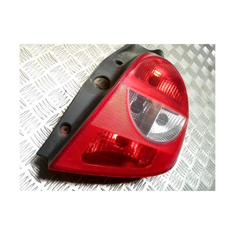 Feu arriere principal droit (feux) RENAULT CLIO 3 PHASE 1 d’occasion