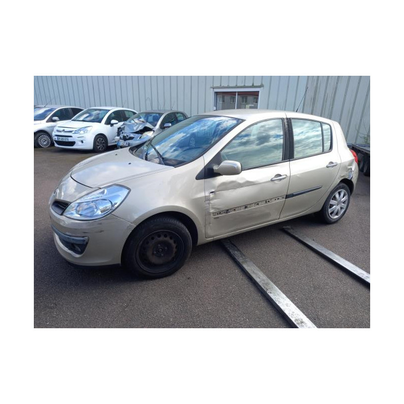 Feu arriere principal droit (feux) RENAULT CLIO 3 PHASE 1 d’occasion