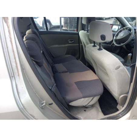 Feu arriere principal droit (feux) RENAULT CLIO 3 PHASE 1 d’occasion