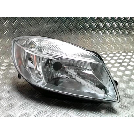 Optique avant principal droit (feux)(phare) SKODA FABIA 2 PHASE 2 d’occasion