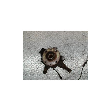 Fusee avant gauche RENAULT CLIO 4 PHASE 1 d’occasion