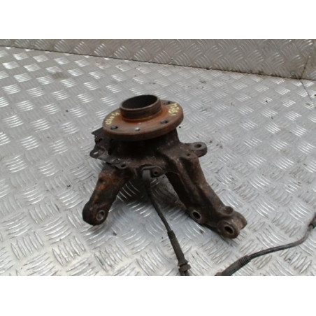 Fusee avant gauche RENAULT CLIO 4 PHASE 1 d’occasion