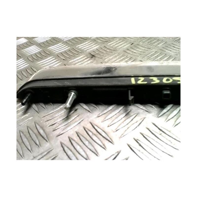 Feu arriere stop central PEUGEOT 308 2 PHASE 2 d’occasion