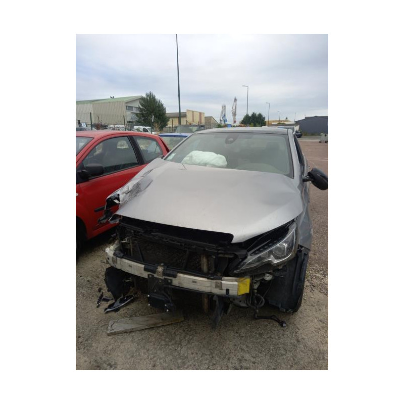 Feu arriere stop central PEUGEOT 308 2 PHASE 2 d’occasion