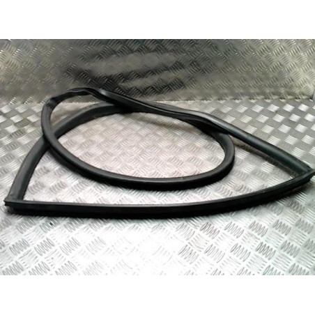 Joint de porte arriere droite CITROEN C6 d’occasion