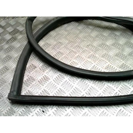 Joint de porte arriere droite CITROEN C6 d’occasion