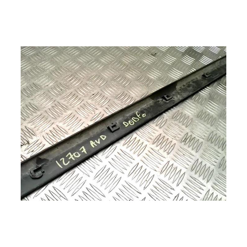 Baguette de porte avant droite FIAT DOBLO 1 PHASE 1 d’occasion