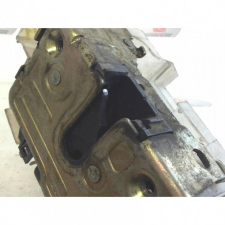 Serrure avant gauche RENAULT MEGANE I PHASE 1 d’occasion