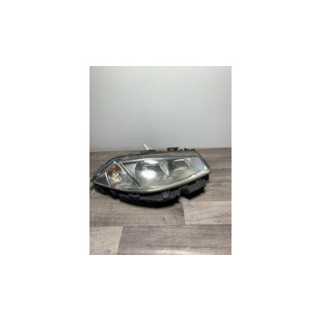 Optique avant principal droit (feux)(phare) RENAULT MEGANE 2 d’occasion