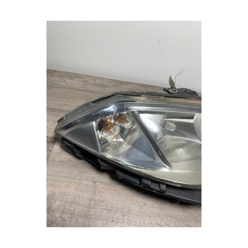Optique avant principal droit (feux)(phare) RENAULT MEGANE 2 d’occasion