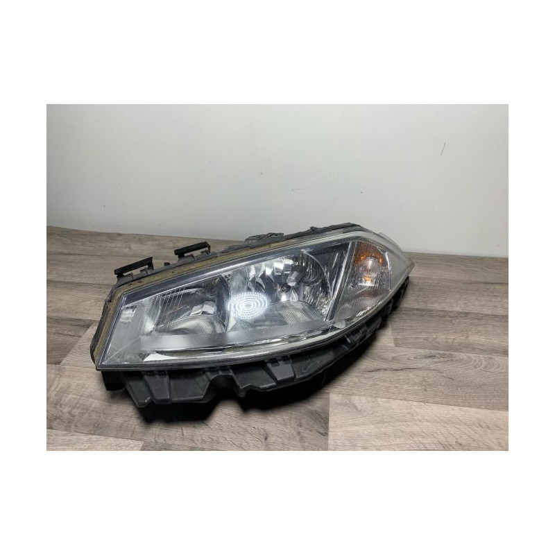 Optique avant principal gauche (feux)(phare) RENAULT MEGANE 2 d’occasion