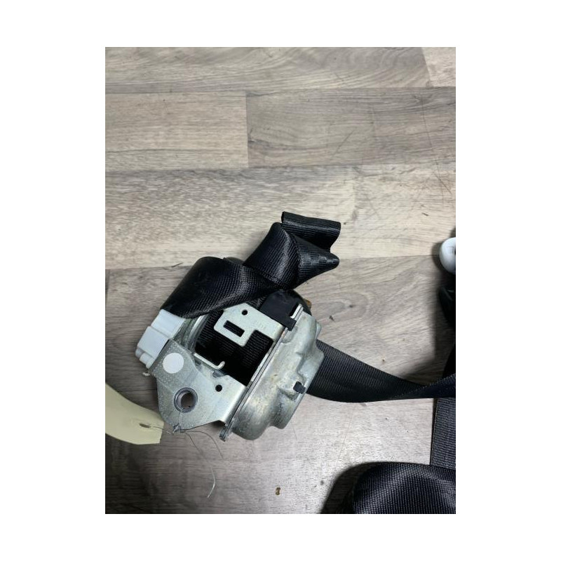 Ceinture avant gauche FIAT 500X PHASE 2 d’occasion