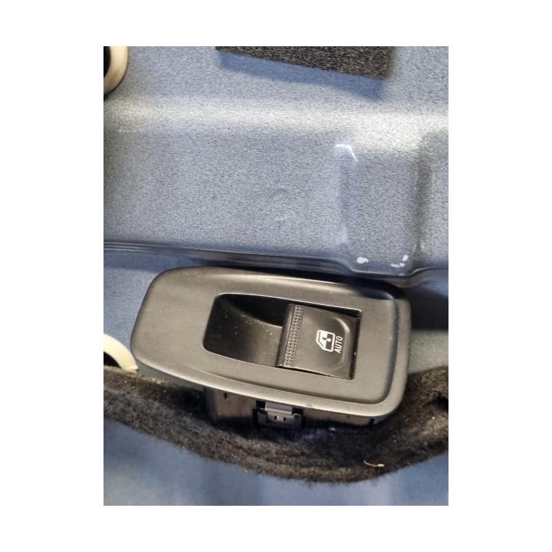 Porte avant droit RENAULT CLIO 5 PHASE 1 d’occasion